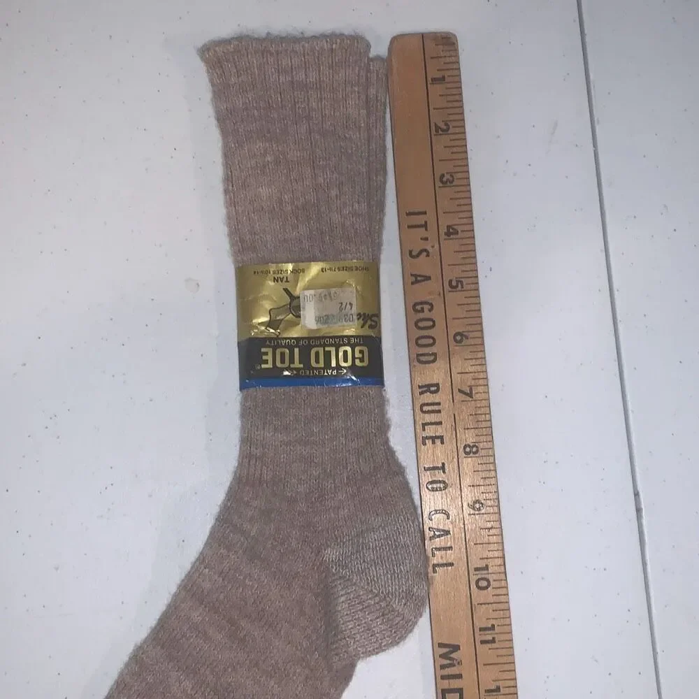 NWT‎ Vintage Tan Gold Toe Women’s Ribbed Socks 7.5-13